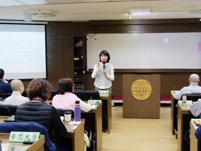 05陳琪瑛老師介紹〈入法界品〉善財童子五十三參中「眾藝童子善知識」所傳授「華嚴四十二梵字」的意義。