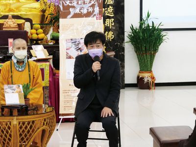 02許悔之社長致詞。