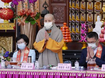 03大會介紹新上任的副理事長賢度法師。