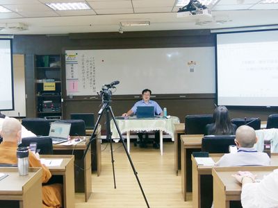 05李治華教授介紹「華嚴經覺林菩薩偈及其藝術表現」。