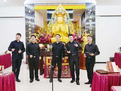 04拉縴人男聲合唱團的演出。