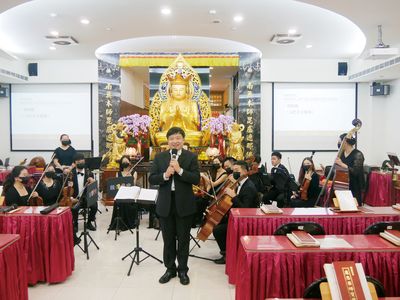 06龍潭愛樂管弦樂團張鴻宇團長介紹曲目。