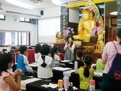 07歡樂帶動唱課程由郭媛芳、王勝枝、蘇郁然、張玉珍四位音樂老師授課。