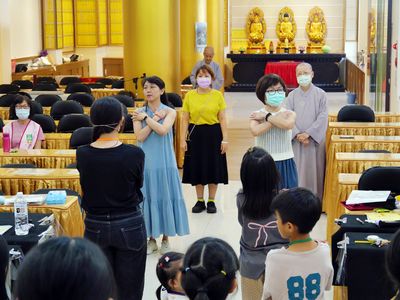 04「歡樂帶動唱」課程。