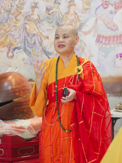 04董事長賢度法師致辭。